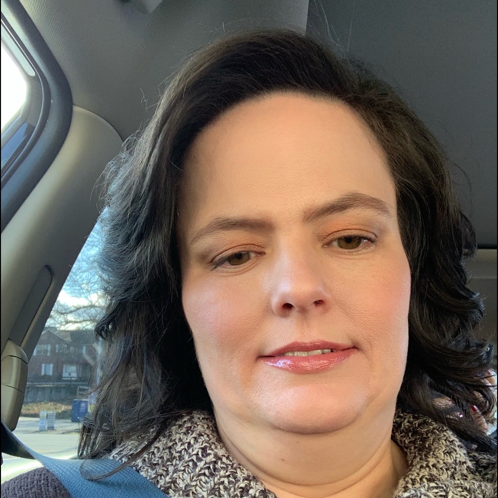 Meet your Posher, Tina